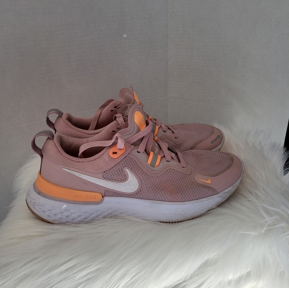 Nike Women's Pink and Orange Sneakers, Size - Picture 4 of 7